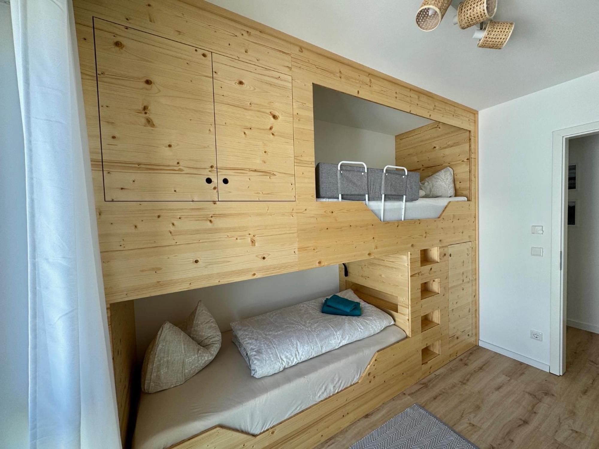 Ferienwohnung Goitzschetraum Pouch Buitenkant foto